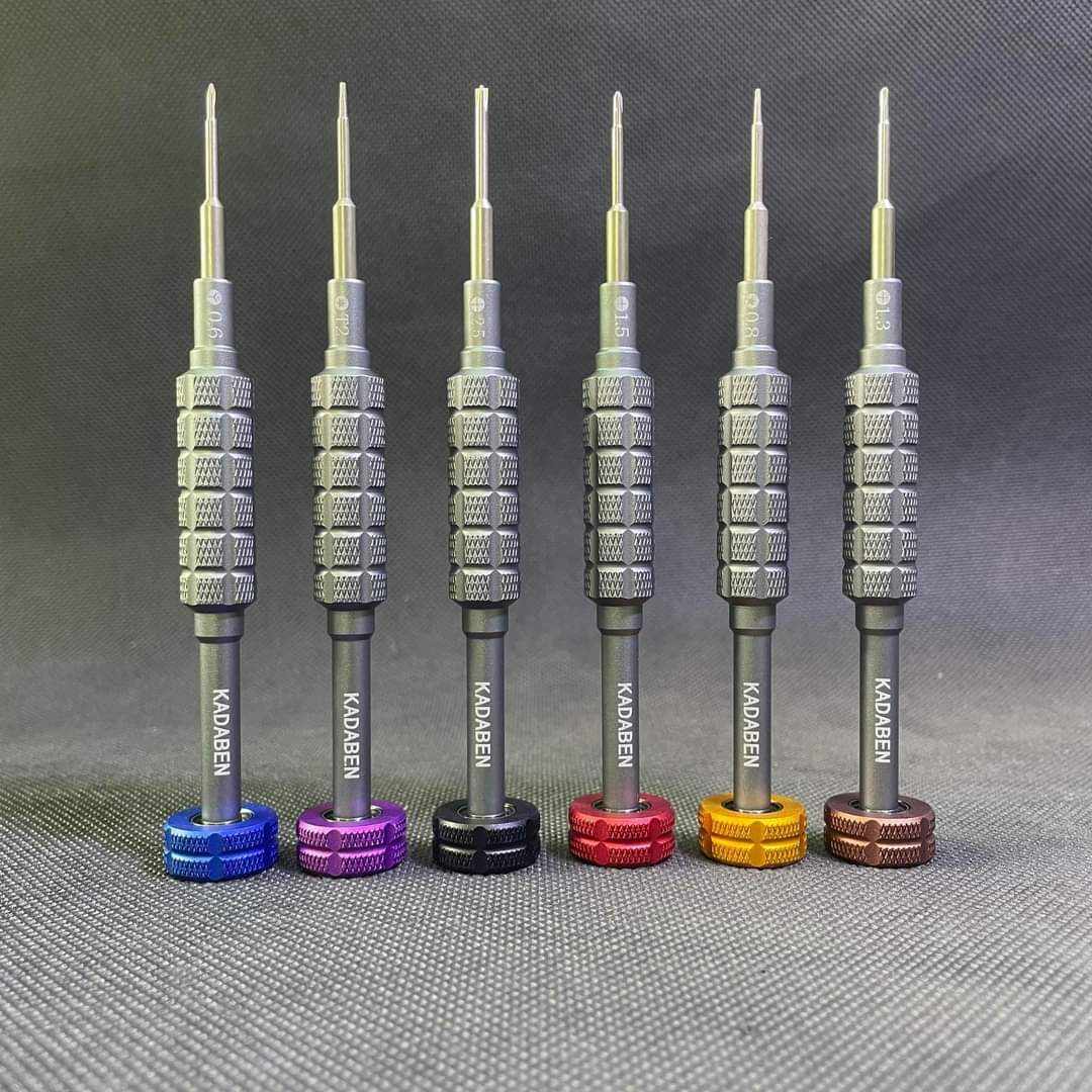 Kit de Destornilladores de Precisión KADABEN